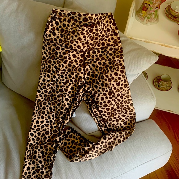 Leopard leggings - Picture 1 of 3